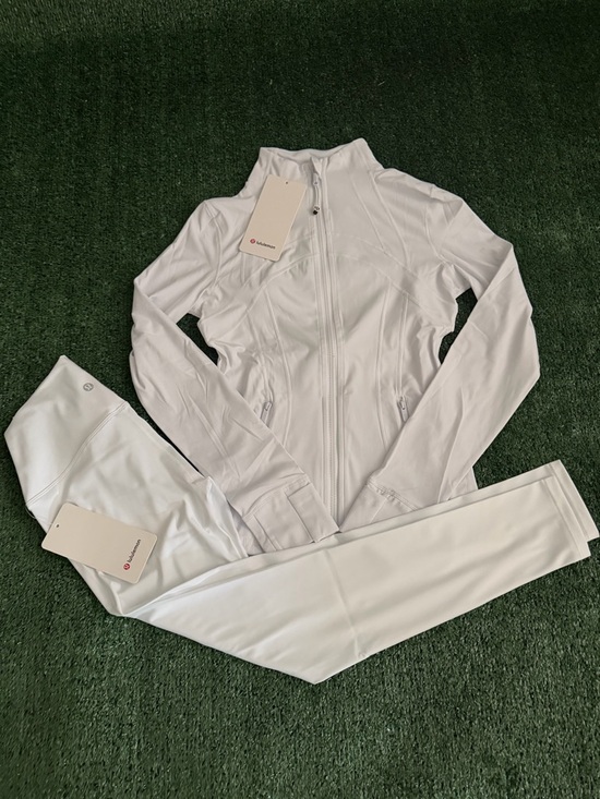lululemon athletica Tops - lululemon athletica White Women's Jacket & Leggings Set
